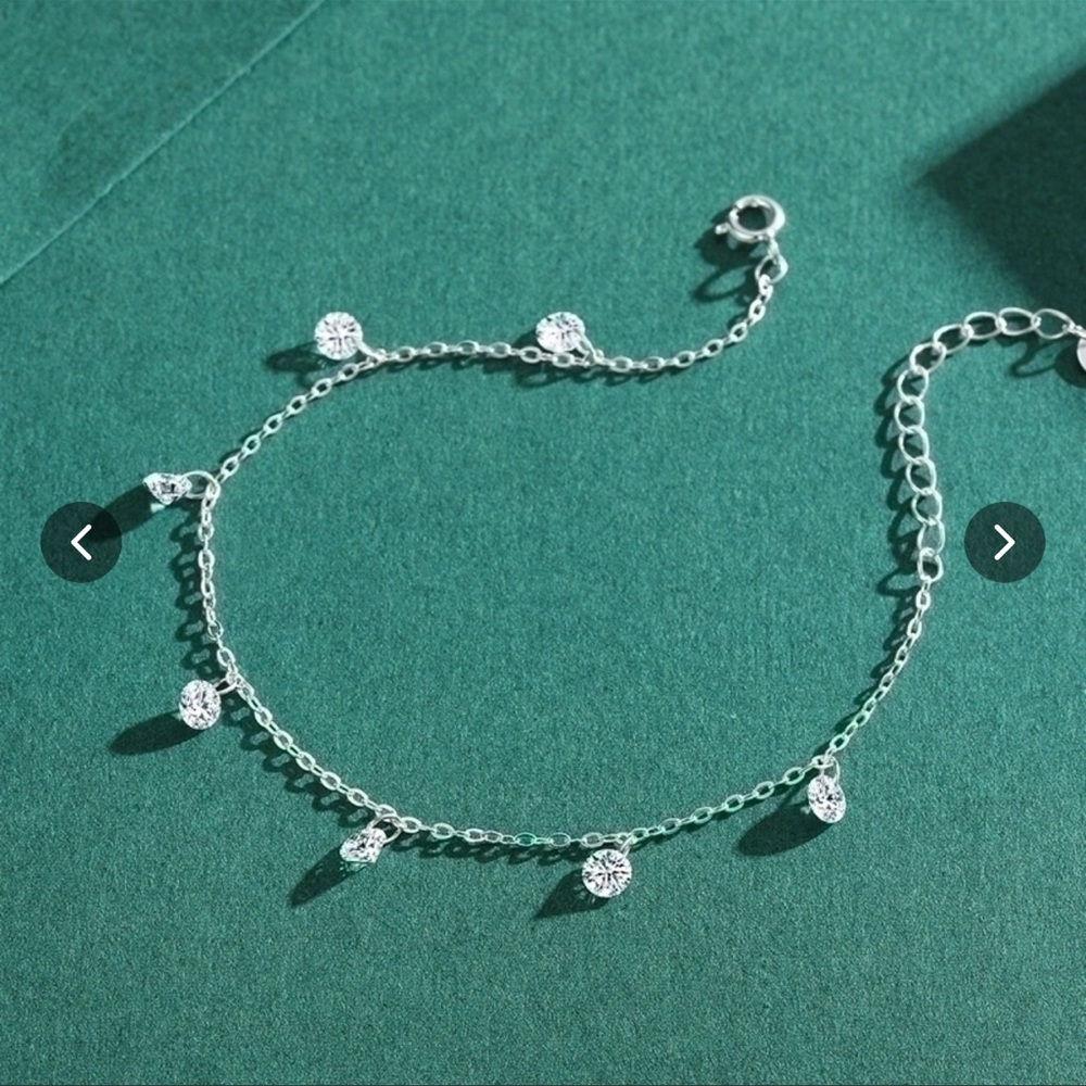🔥 CLEARANCE 🔥 925 Sterling Silver Dainty Charm Bracelet - NWOT
